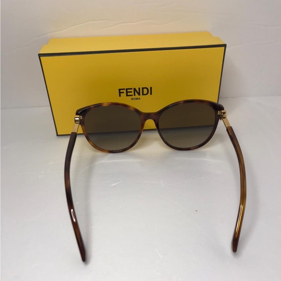 Fendi FF 0412/S Sunglasses Dark Havana / Brown Gradient Women's - Picture 8 of 12
